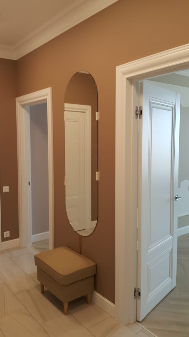 Зеркало на заказ по вашим размерам в Москве, низкие цены на зеркала