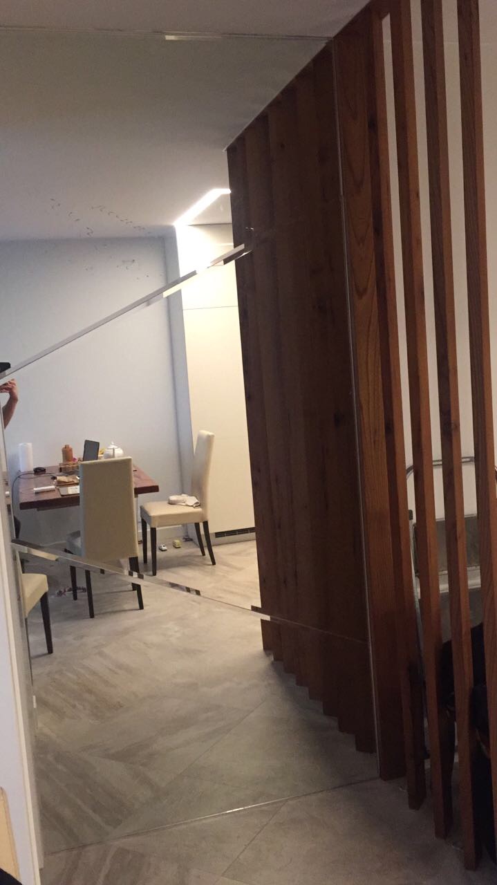 Зеркальная плитка не стандартной формы