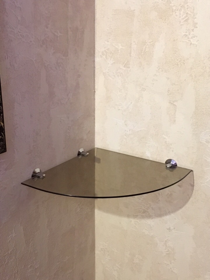 Угловая полка с радиусной стороной